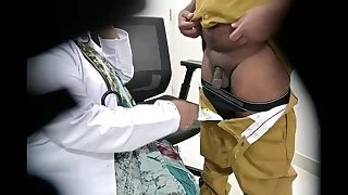 Indian lady Adulterate tolerable sexual desire just about a taproom patient turned vulnerable hidden camera