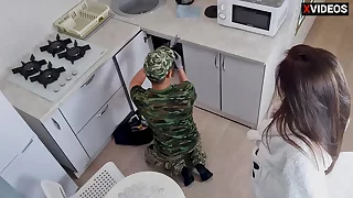 Locksmith fucks my stepmom right in the kitchenette